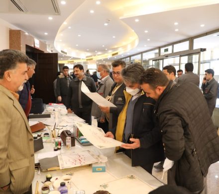 برگزاری نمایشگاه عکس نشانِ ارادت و کتابت خوشنویسان سیرجانی