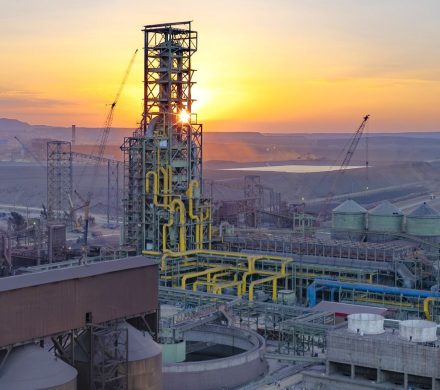 رشد ۳۲درصدی تولید و رشد ۳۰درصدی فروش در شرکت توسعه آهن و فولاد گل‌گهر